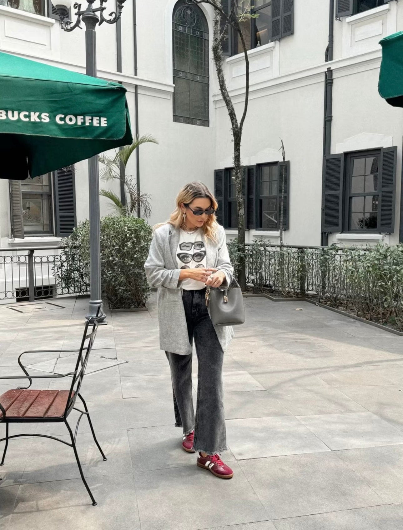 Camiseta Feminina Oversized em Algodão com Estampa Fashion – Mahfê