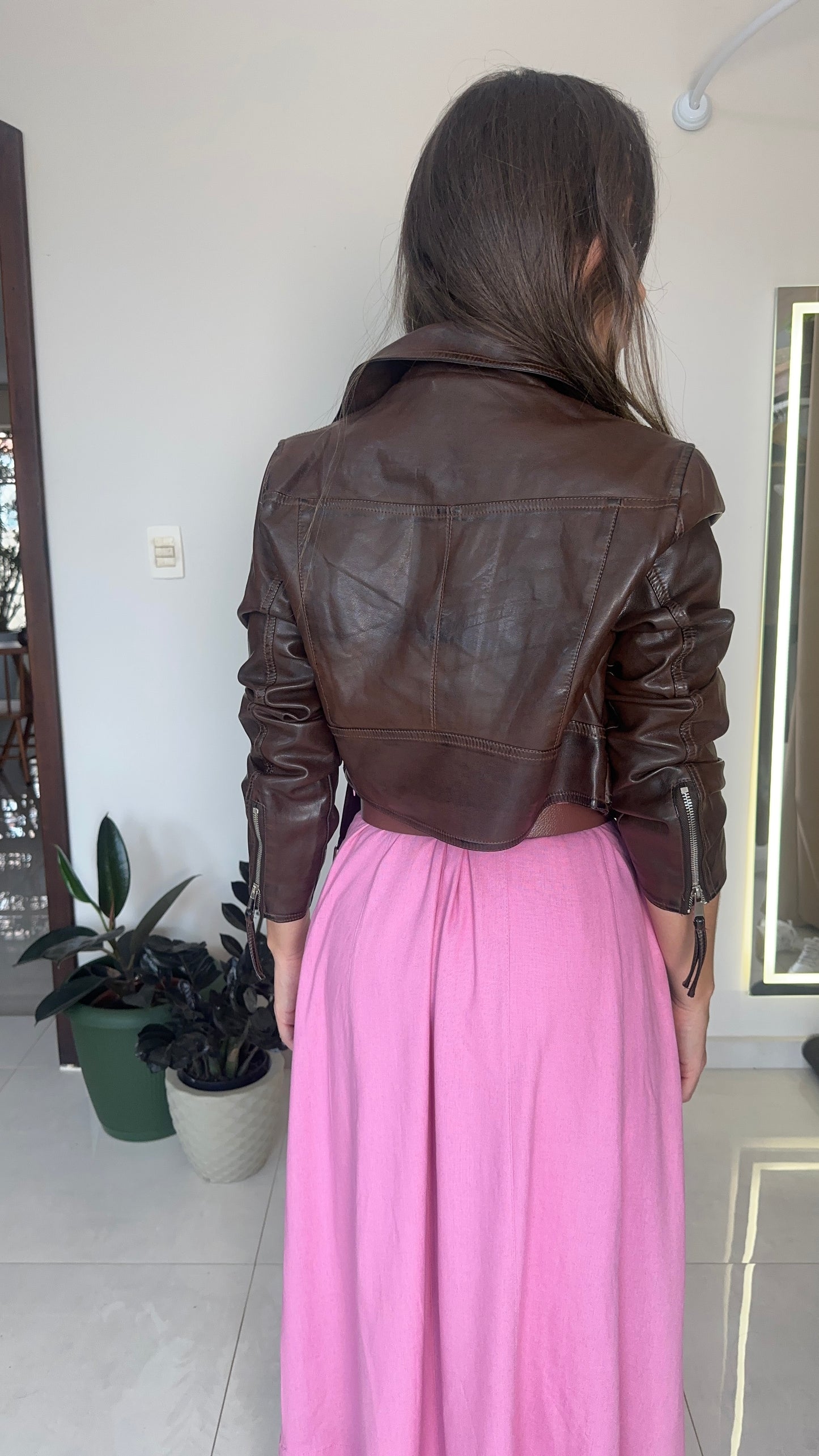 Saia Feminina Midi Fluida Elegante em Tecido Leve Premium – Luna Mahfê
